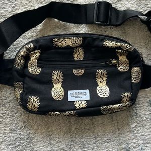 black Fanny pack pineapples
